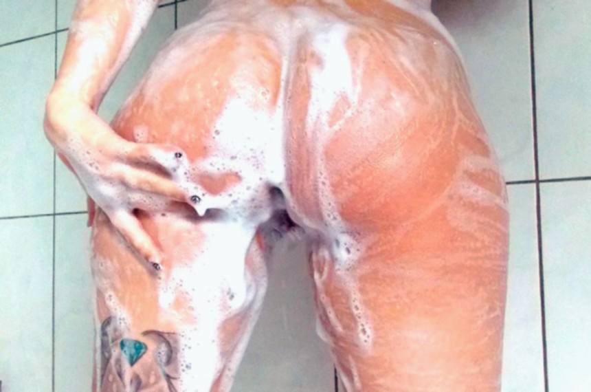    ,    , Soapy ass in the shower